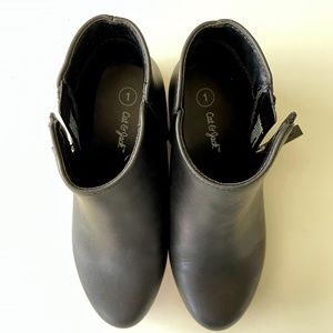 Cat & Jack Jani Black Fashion Ankle Boots Girls Size 1
